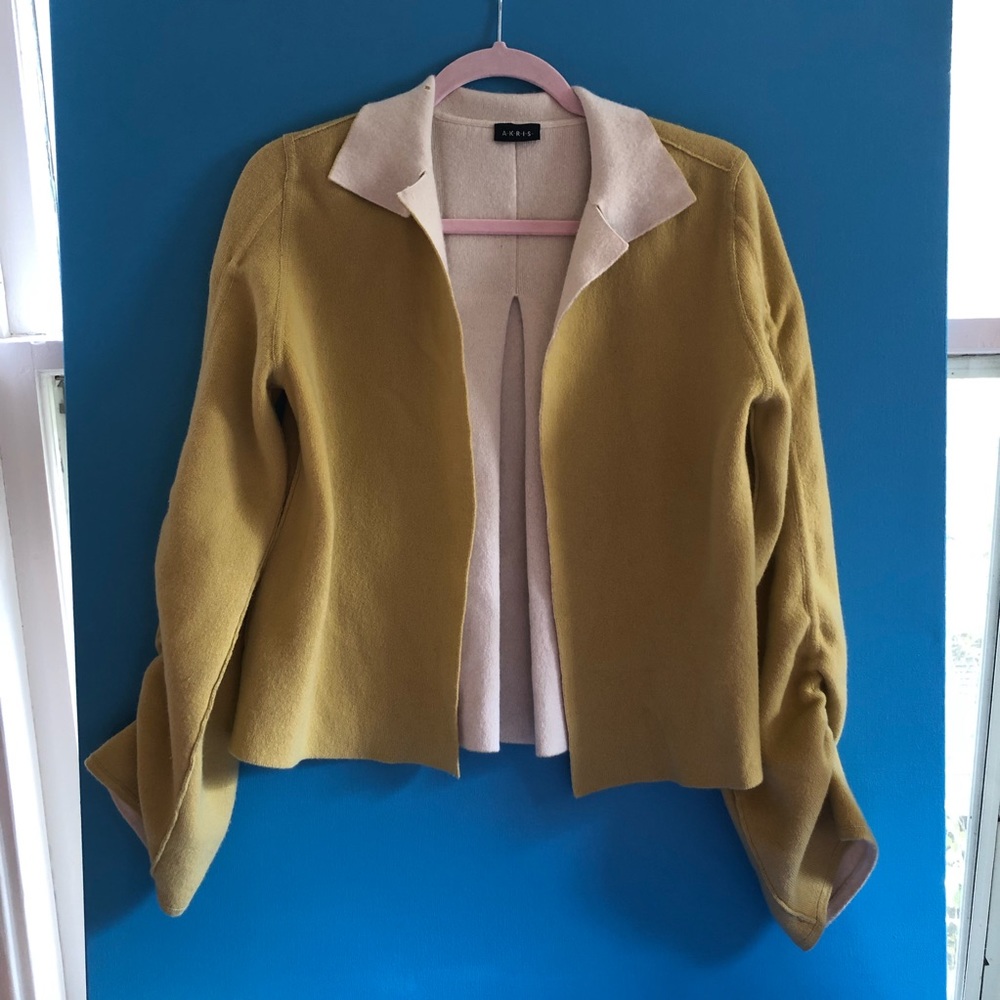 Akris 100% cashmere sweater jacket
